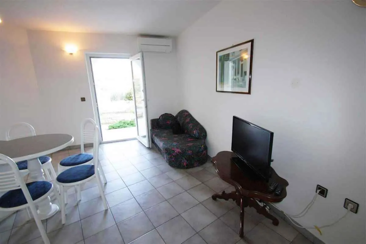 Apartments In Rabac 39139